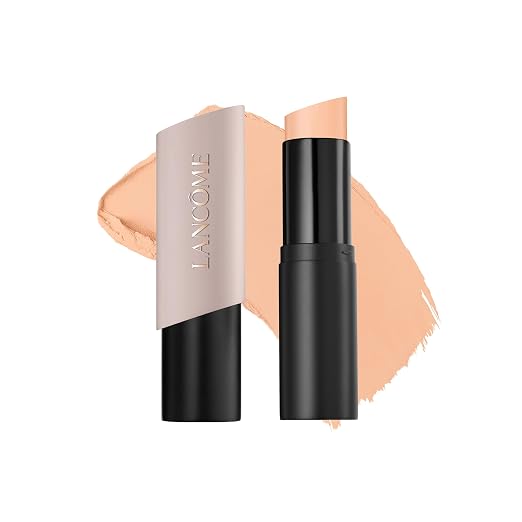 140 Ivoire N: fair skin with neutral/peachy undertones