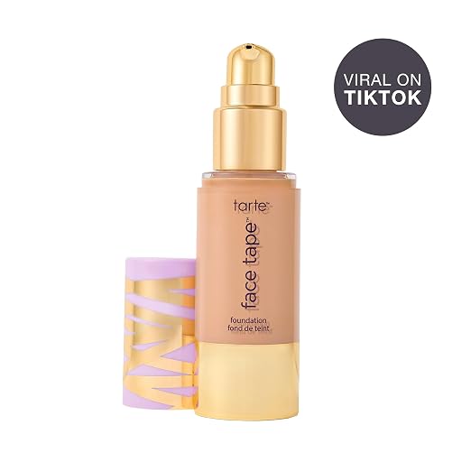 27H light-medium honey (light to medium skin with warm, peach undertones)