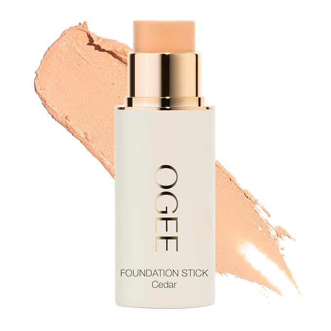 Cedar 1.20C - Fair, Pink-Beige Undertones