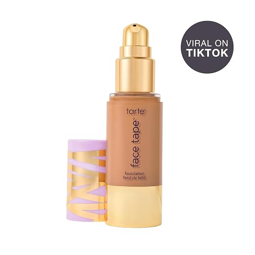 44N tan neutral (tan skin with a balance of warm & cool undertones)