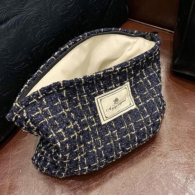 05 Black Check