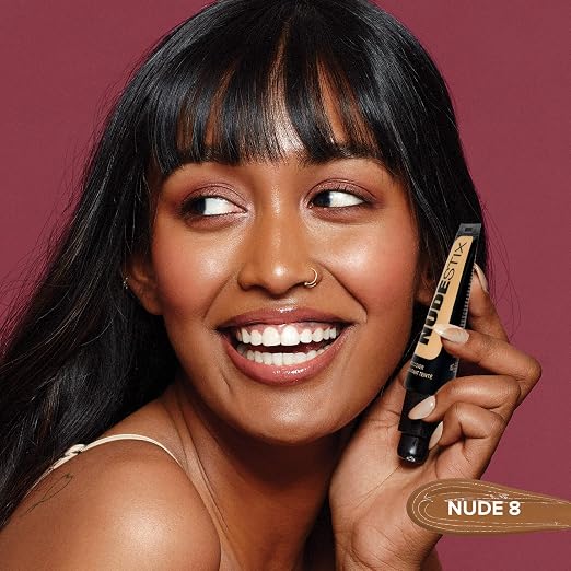 NUDE 08